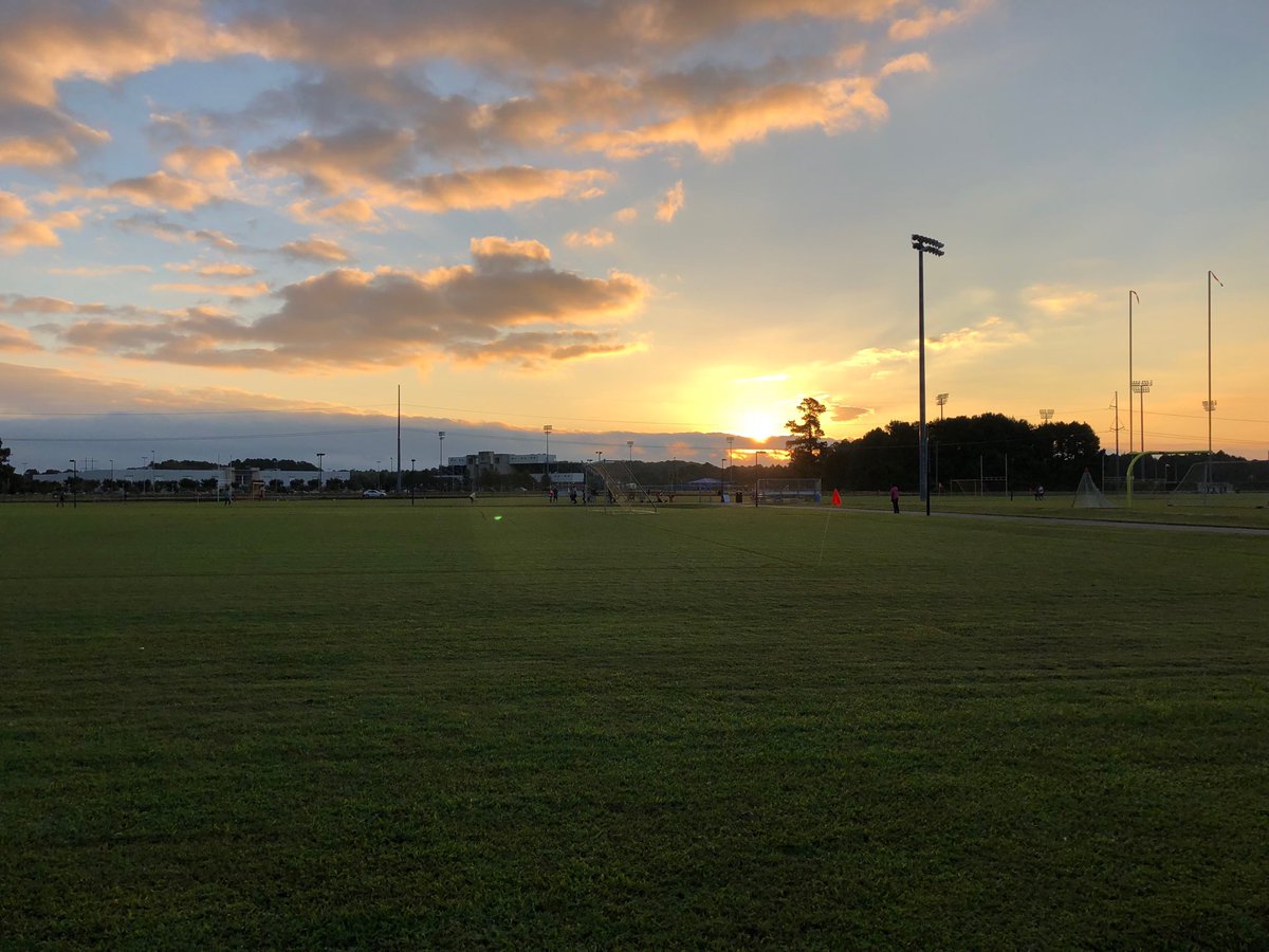 wahoowa66's tweet photo. Sunrise over yet another soccer tournament #letsgomegan https://t.co/mJTgmrRn0P