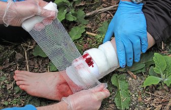 hadfast's tweet photo. We are running First Aid courses in Hampshire and Dorset https://t.co/8rBSzMnjJi 
#SaveKidsLives #SaveALife #firstaid #pediatric #AED #newforest #outdoors #cycling https://t.co/Xw0k3UQViz
