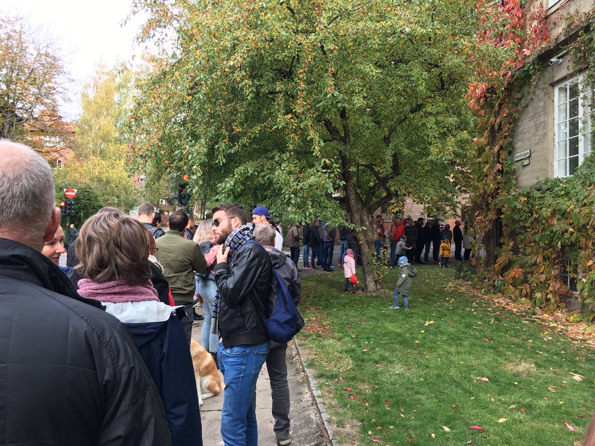 jansonz's tweet photo. Veleshanu iecirknis Norvegija parpildits #Vēlēšanas2018 https://t.co/SHZ37CYxQY