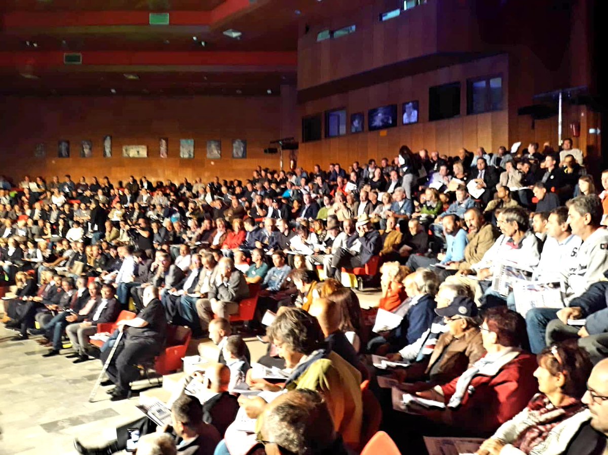 EFAparty's tweet photo. We are at @VOJVODINA_LSV congress in Novi Sad, represented by our Vice-President @DavidGrosclaude & our legal adviser @GPBaglioni, along with 560 delegates. #time4sd https://t.co/OJcCk1dDPb