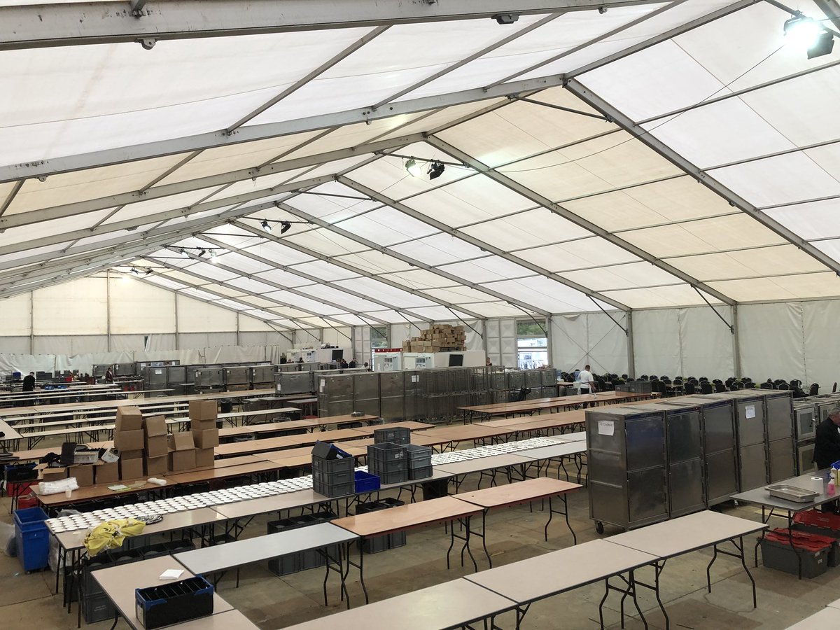 PaulJ_AP's tweet photo. Mmmmm! 55m x 30m catering tent..... just another day catering.. #galadinner #perfectparties #Eventprofs @PaulJ_AP @ALISON_PRICE https://t.co/mShV1VQUEQ