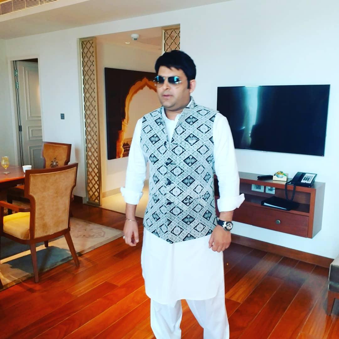 Kapil Announces His Comeback With "The Kapil Sharma Show" 