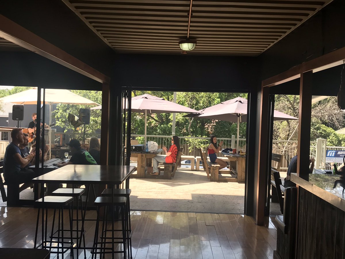 HaveWingsSA's tweet photo. MOOD!!! Easy afternoon of #GoodFood and #GreatMusic #EasySaturdayAfternoon at @HaveWingsSA and #reservedcafe at @27BoxesMelville https://t.co/Cq0NumFpjT