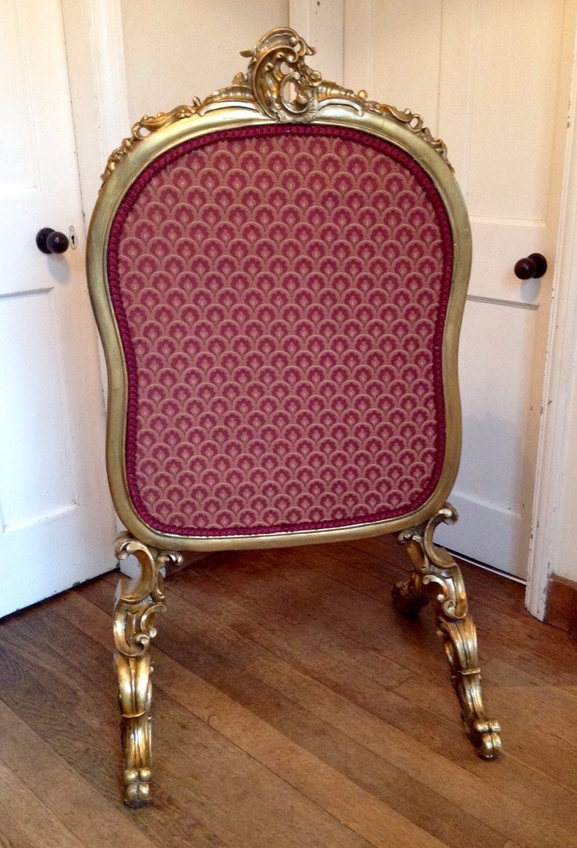 eversleybarn's tweet photo. #antiquefirescreen #victorianfirescreen #victorianfurniture #Victorian #giltwood #gesso #firescreens #needlepoint #tapestrys #woolwork #silkwork #birdofprey #antiquefurniture #decorativeantiques #homefurnishings #interiors https://t.co/25YaSK4JmM https://t.co/YoVE4zRE9u