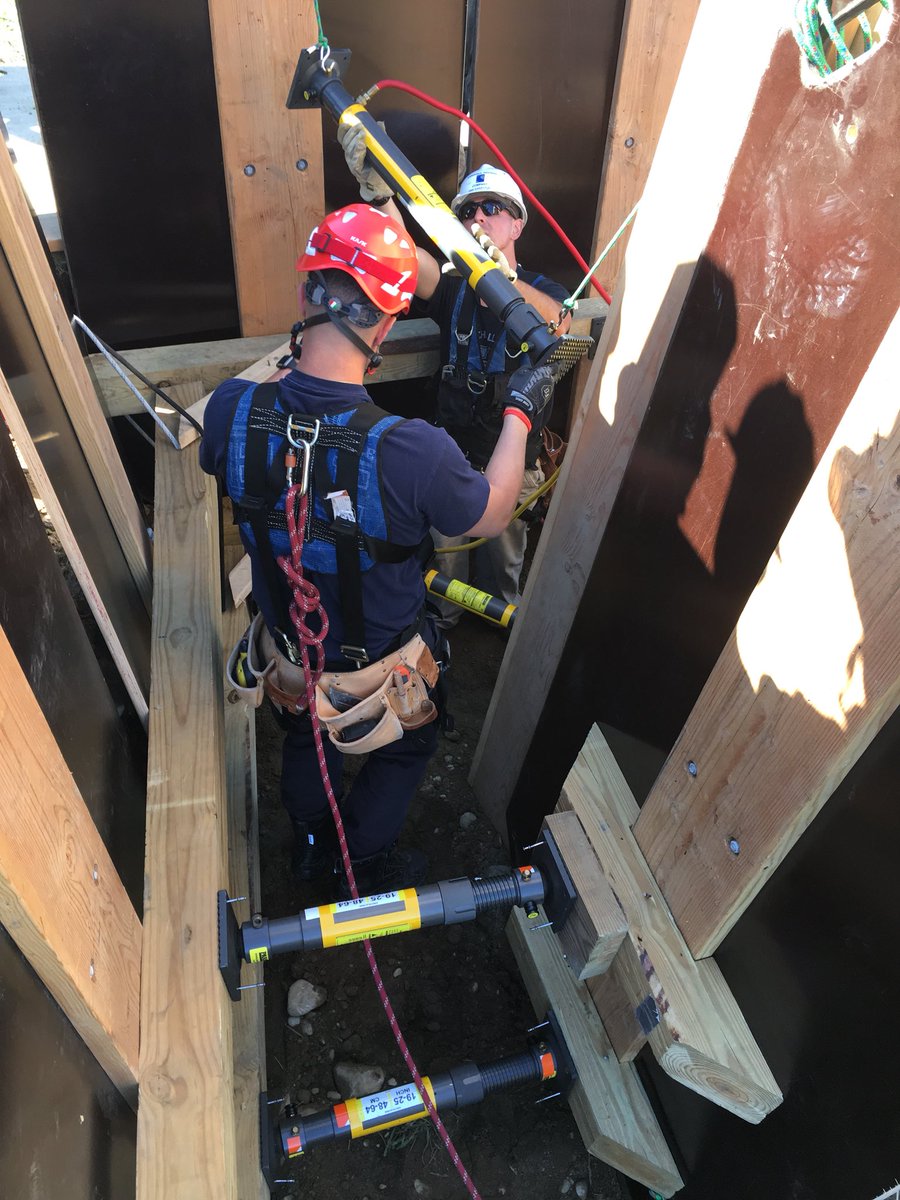 fmacdonald850's tweet photo. A day in the dirt! East Prov. FD’s Tech Rescue Team spent yesterday refreshing on trench rescue skills. https://t.co/L5fOGwnSuU