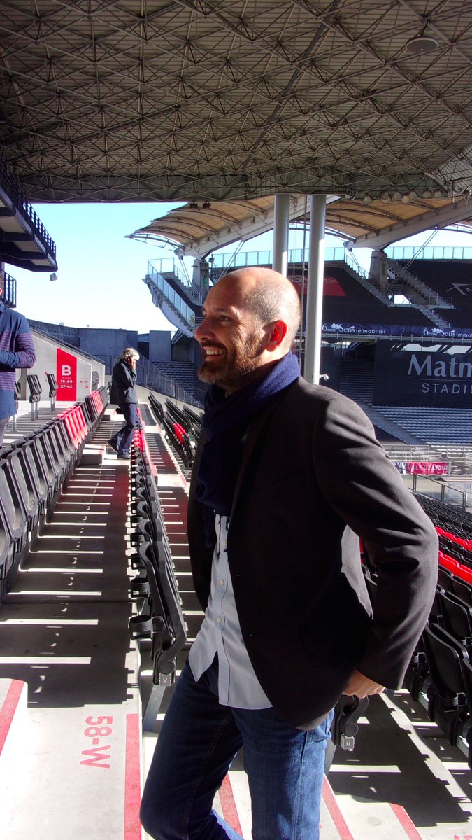 sophiemolines's tweet photo. #ITRGS @villedelyon  #MATMUTSTADIUM @LeLOURugby #Architecture versus #Rugby  #jouercollectif pour faire mieux #ensemble ;-)  dans le grand sud et plus  avec @roland_marques #remember @Lebahutier @marjanhessamfar https://t.co/vLP9lFsxmr