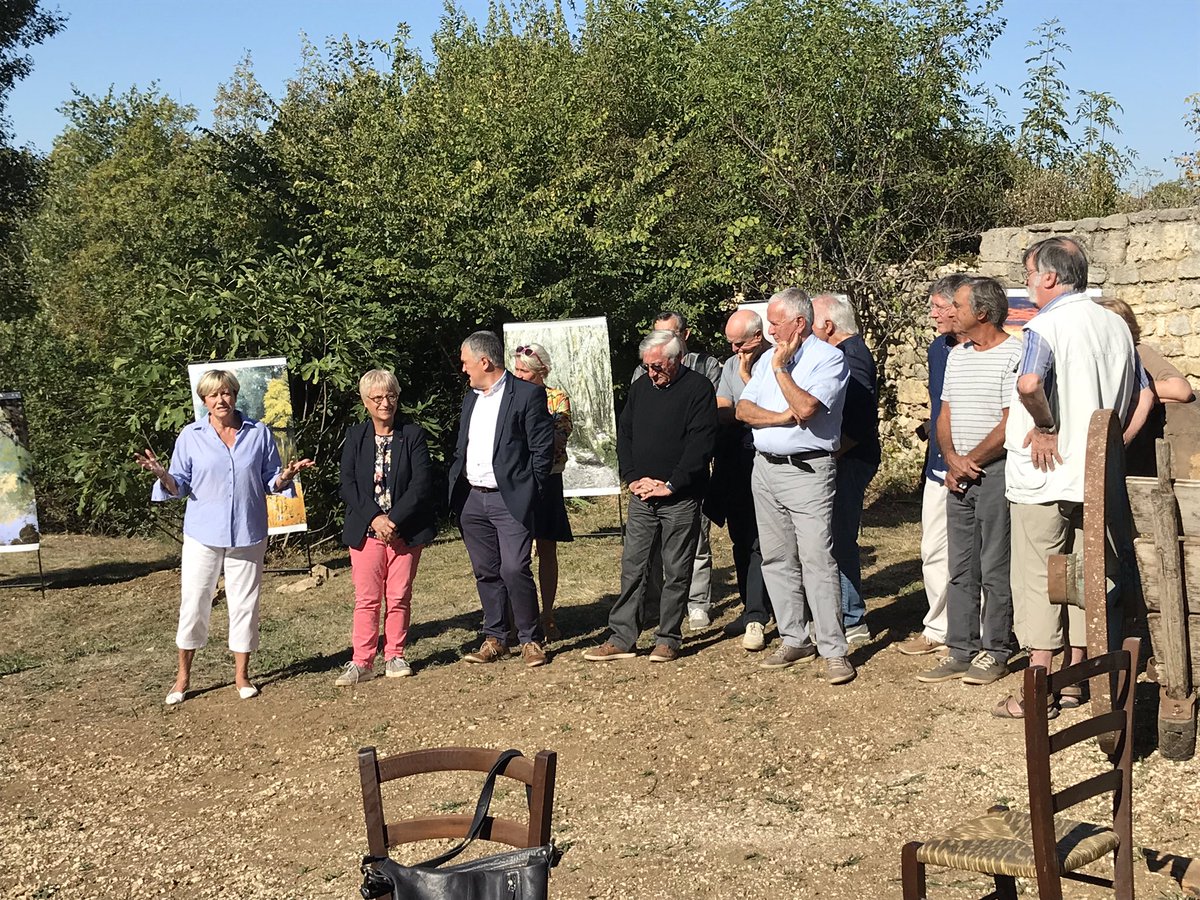 Inauguration de la grange étable de Saint Michel de Cours avec Madame le maire de Bellefont la rauze. @tourismelot <a href="/cahors/">cahors</a> <a href="/actulot/">Actu Lot</a>