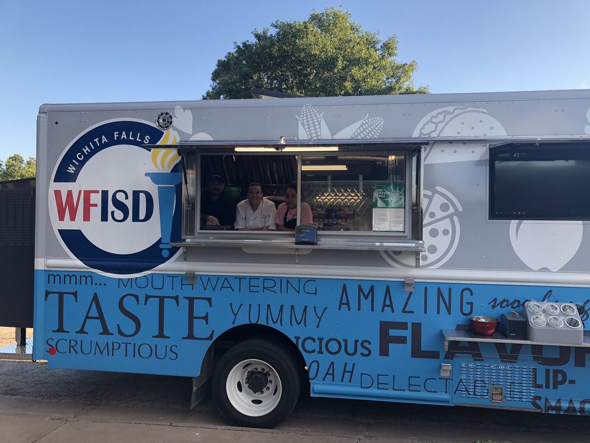 Completely blown away by what <a href="/MilamBengals/">Ben Milam Elementary</a> PTO accomplished for our fall carnival! What you do for our school is unbelievable! And...<a href="/Faith_BaptistWF/">Faith Baptist Church</a> we could not do this without you! Amazed by how you serve our school! #MilamMemories #weloveourcommunity