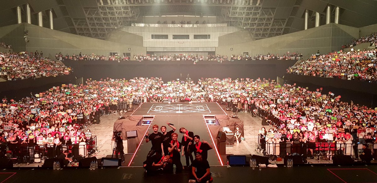 OfficialMONSTAX's tweet photo. [#MONSTA_X] 
2018 #MONSTAX WORLD TOUR 
<#THE_CONNECT> IN #JAPAN 🇯🇵
👉🏻20181006 #CHIBA DAY2

#1006JOOHEONDAY
#몬스타엑스월드투어 #일본 #치바
#MX_2ND_WORLDTOUR https://t.co/6zOYuFzYEr