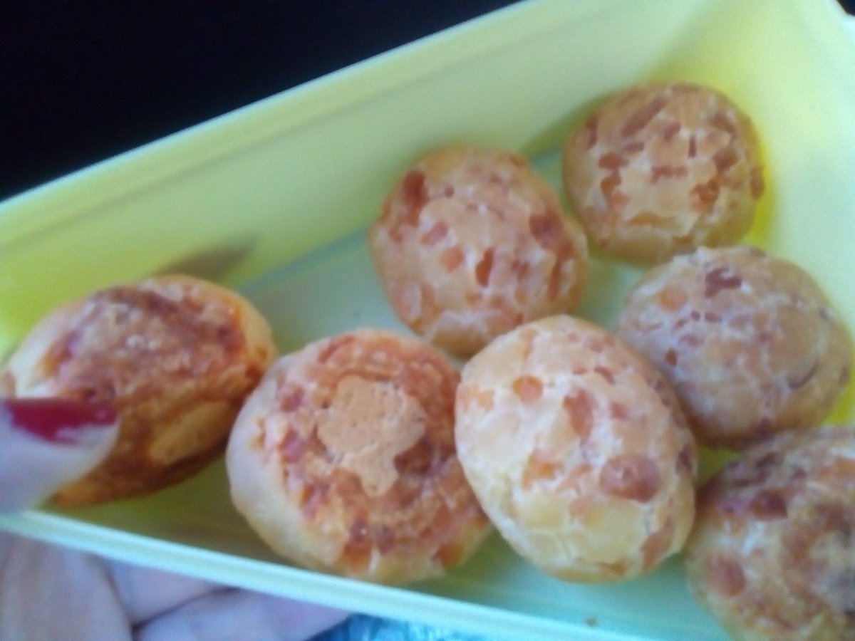 Pisando suelo platense con el equipoUX completo de #infomedHIBA 😎 <a href="/zitroux/">Juan Marcos Ortiz</a> <a href="/_marianasimon_/">mariana simón</a> #milonetti  #PruebasconUsuarios en <a href="/ixdalaplata/">ixdalaplata</a> 😍