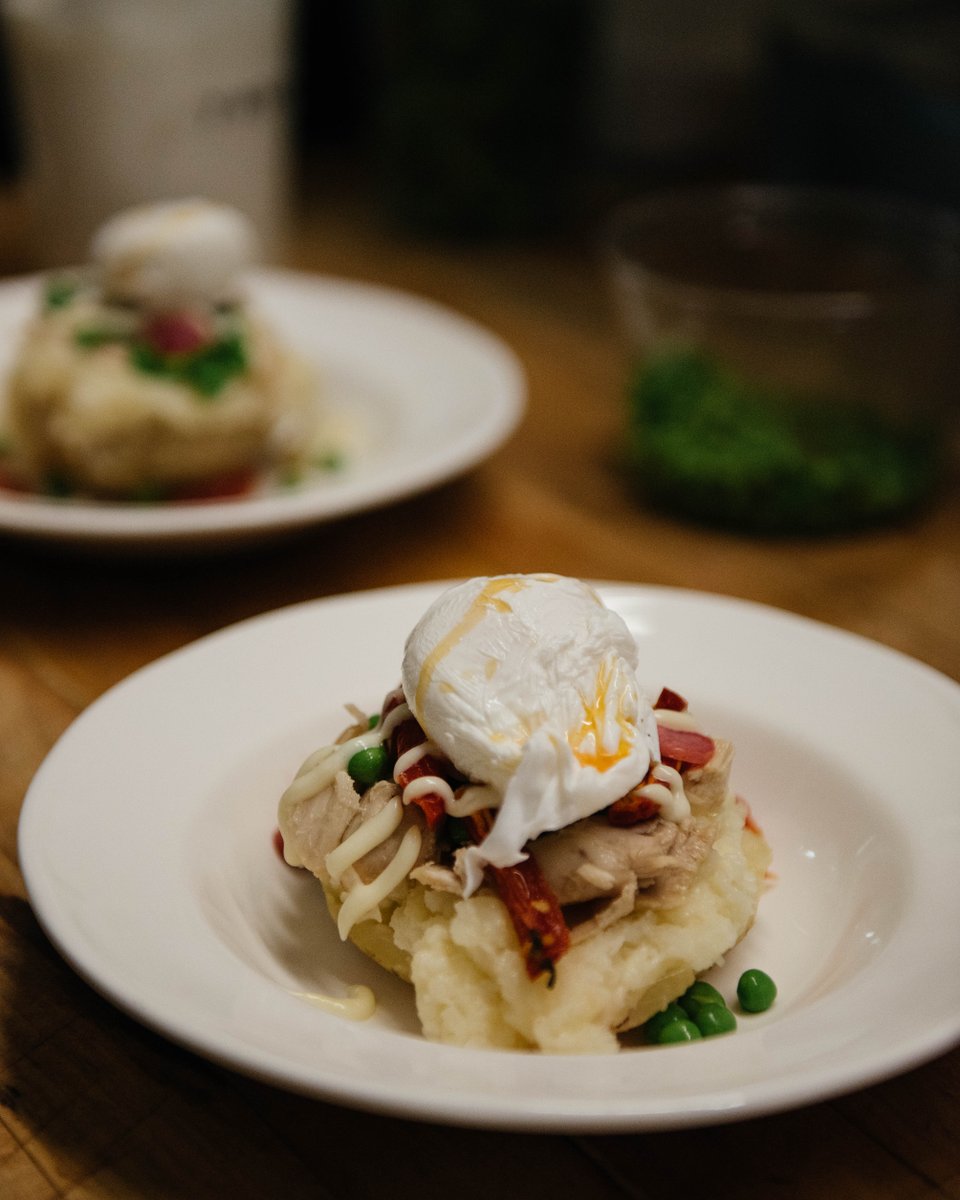 Brunch en cette belle, longue fin de semaine! Aujourd'hui et demain, de 10h00 à 15h00 / Brunch on this lovely long weekend! Today and tomorrow, 10am to 3pm #Montreal #ondejeune