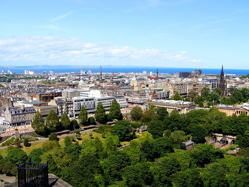 NiraCaledonia's tweet image. What is stopping you from visiting this gorgeous city? Plan your stay with us.
#Edinburgh #Stunning #City #Scotland #Stay #BookNow #NiraCaledonia