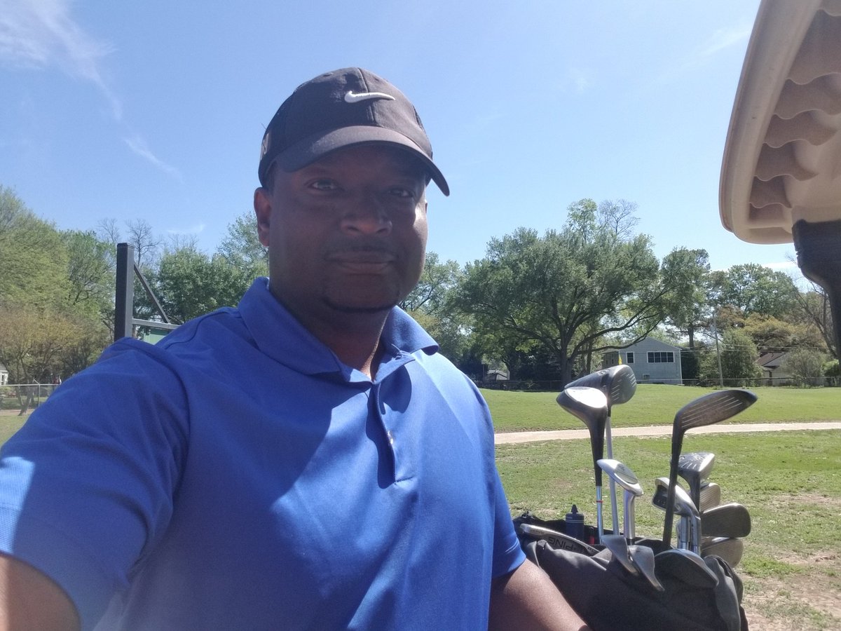 BobbyBakerJr2's tweet photo. @KikiBakerBarnes @NORBCCEVENTS Come join us. Lol. It will frustrate you but golf keeps you coming back. #pinggolf #bakergolf #golflife #pingg25 #hitemstraight https://t.co/CoWwVGQrDC