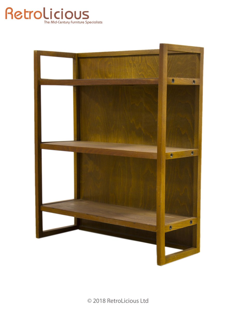 RetroLiciousLtd's tweet photo. Home #librarys are a great way to display your #book #collection and low level units like this blend well together and with other #wood tones to create a #relaxing and enjoyable #environment https://t.co/QpQ3bPXGKQ https://t.co/xRfvSobCj9