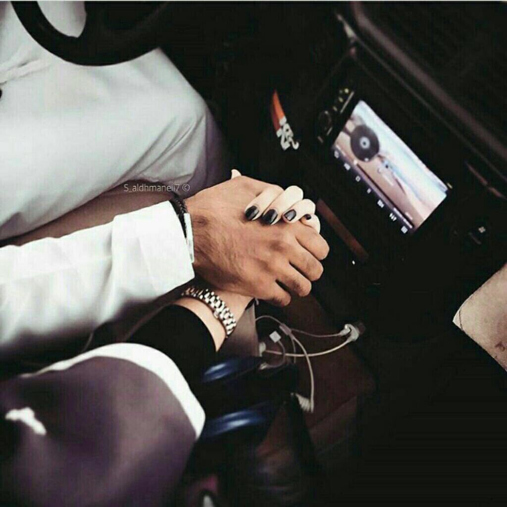 ⇜ 
↴ ✿ 
؛
؛،،
قربك اللي عن الناس مغنيني
مبي غيره لــــــــــو غيره تهيا
.
أنتي نبظ القلب ونظر عيني
اللي اشوفبها السعاده كــذيا
✍🏻

#مُــساء_الخــــــــير