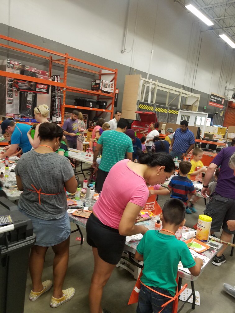 HomeDepot362's tweet photo. Kid’s workshop 0362
Enjoying some fun with the kids at workshop today.  Thanks to the Jefferson parish fire department for your partnership. https://t.co/ALV5qnRJG8