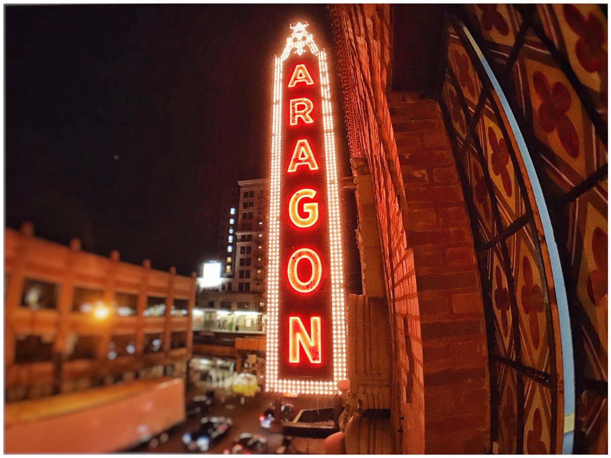 We bring it home to the historic <a href="/AragonBallroom/">Byline Bank Aragon Ballroom</a> tonight in Chicago! Tix at the door and streaming world wide on tourgigs.com.

#umphreys #umxx <a href="/BigWeekend/">The Big Weekend</a> #thebigweekend
