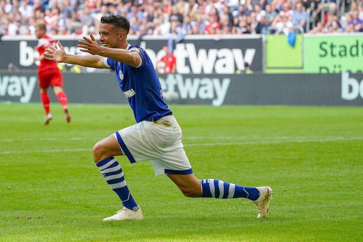 fdisanto9's tweet photo. Contento por los tres puntos! Seguimos creciendo! 🔵⚪️🙌
Very happy for the victory! We keep growing!
#FDS9 #S04 @Bundesliga_EN #auswärtsieg @s04_es @s04_en https://t.co/tkCuCc8SDX