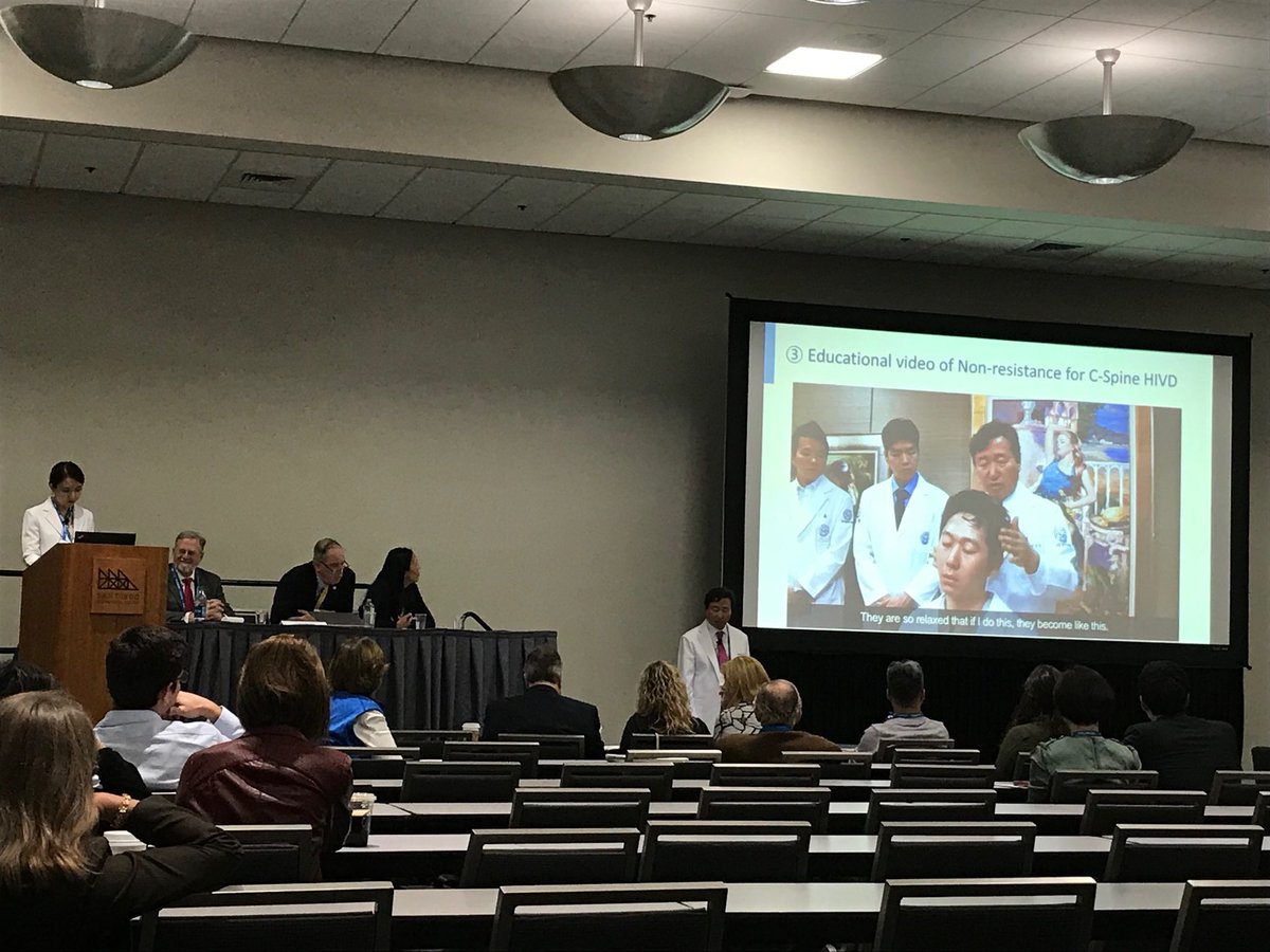 DrBillDO's tweet photo. Dr. Joon-Shik Shin from #Jaseng presenting on Korean Medicine β¦@AOAforDOsβ© #OMED18 #ComeTogether https://t.co/Zpt5M6hn0Z