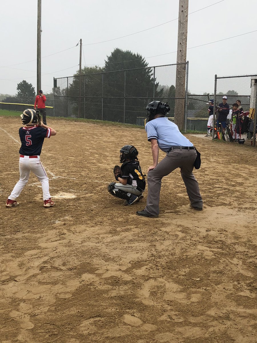 PODPrep_IC's tweet photo. Iron Colts 10u didn’t quit! Down 3 runs in the bottom of the 6th against the ASBA Downingtown team, the Colts fought back to tie the game 5-5. An all around team win! #theyneverquit #columbusdaybash #ironcolts10u https://t.co/BucJzDX0Nj