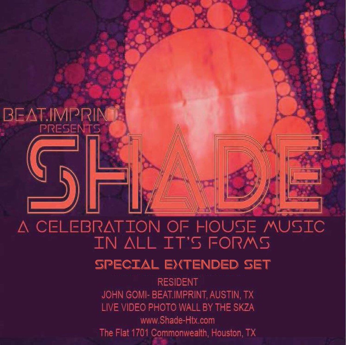 theflathouston's tweet photo. Best way to prepare for all this Shade? Alcohol
$2 Lone Star
$3 Select Beers
$4 Frozen Mojito
$5 Frozen Pina Colada
$5 Frozen Sangria
$5 Premium Wells
$2 Off Cocktails
&amp; more
4-7
Followed by SHADE tonight: EDM and House
#houstonweekend #houstonhappyhour #houstonfun #houstondrinks https://t.co/mboVewBJiJ
