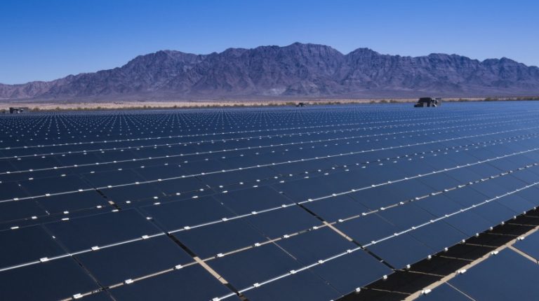 Two solar garden requests to go before county board ow.ly/LYnv30m7OPR #Illinois #solarenergy #solarpower