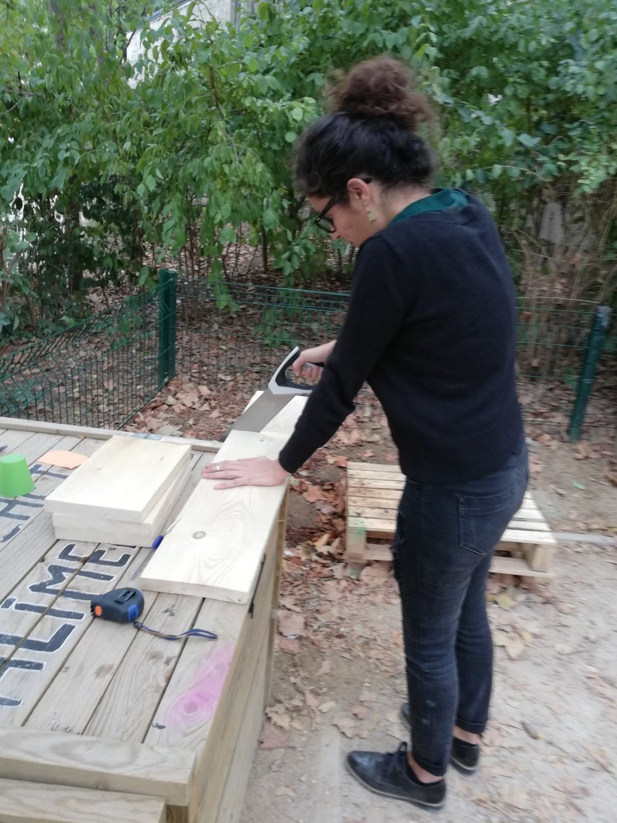 JardindeLecho's tweet photo. Une girouette, un resto, un atelier bricolage et des éclats de rires, voici tout ce que vous avez manquez ce samedi en ne venant pas au #JardinDeLécho #JardinPartagé #Paris12 https://t.co/ACsdm6OO9g