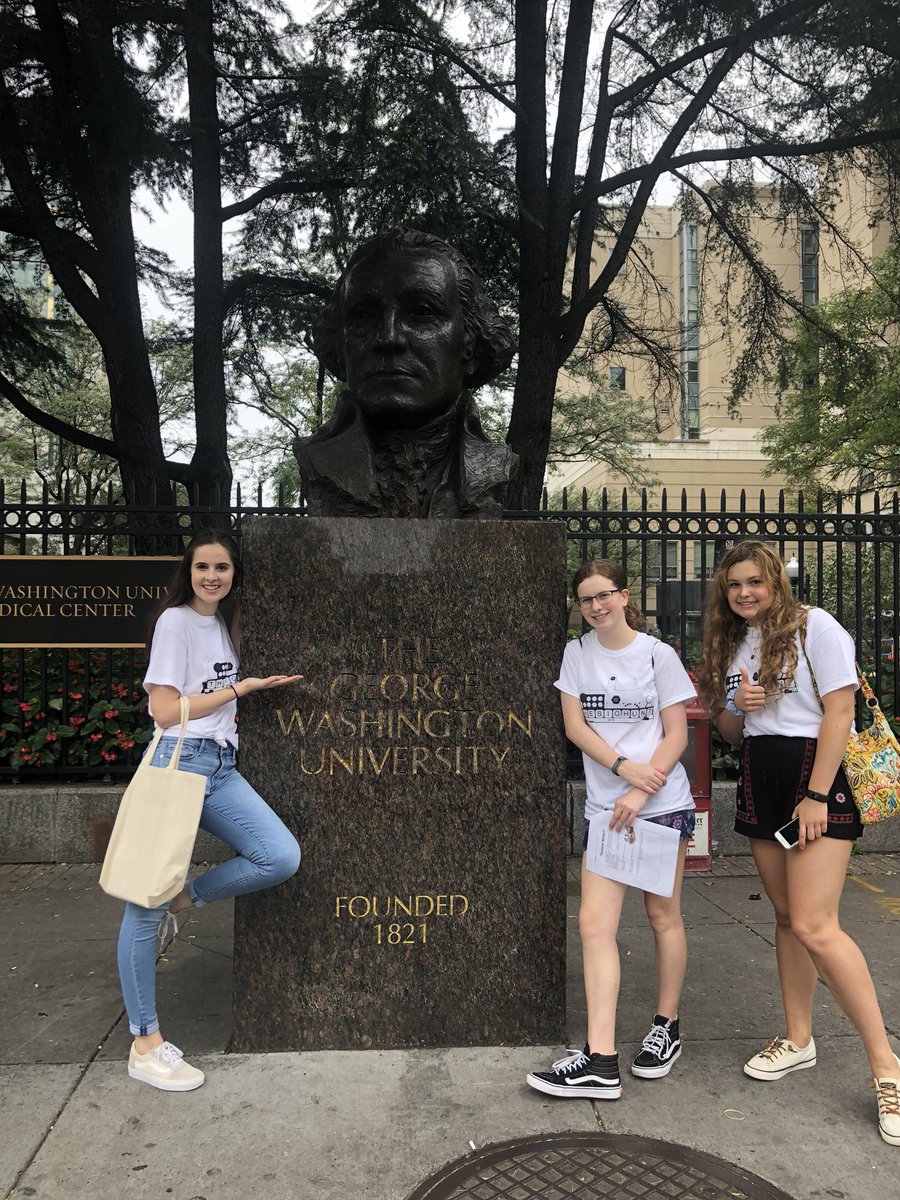 NASAwannabes's tweet photo. #gwstatue https://t.co/EKSL0hgs7R