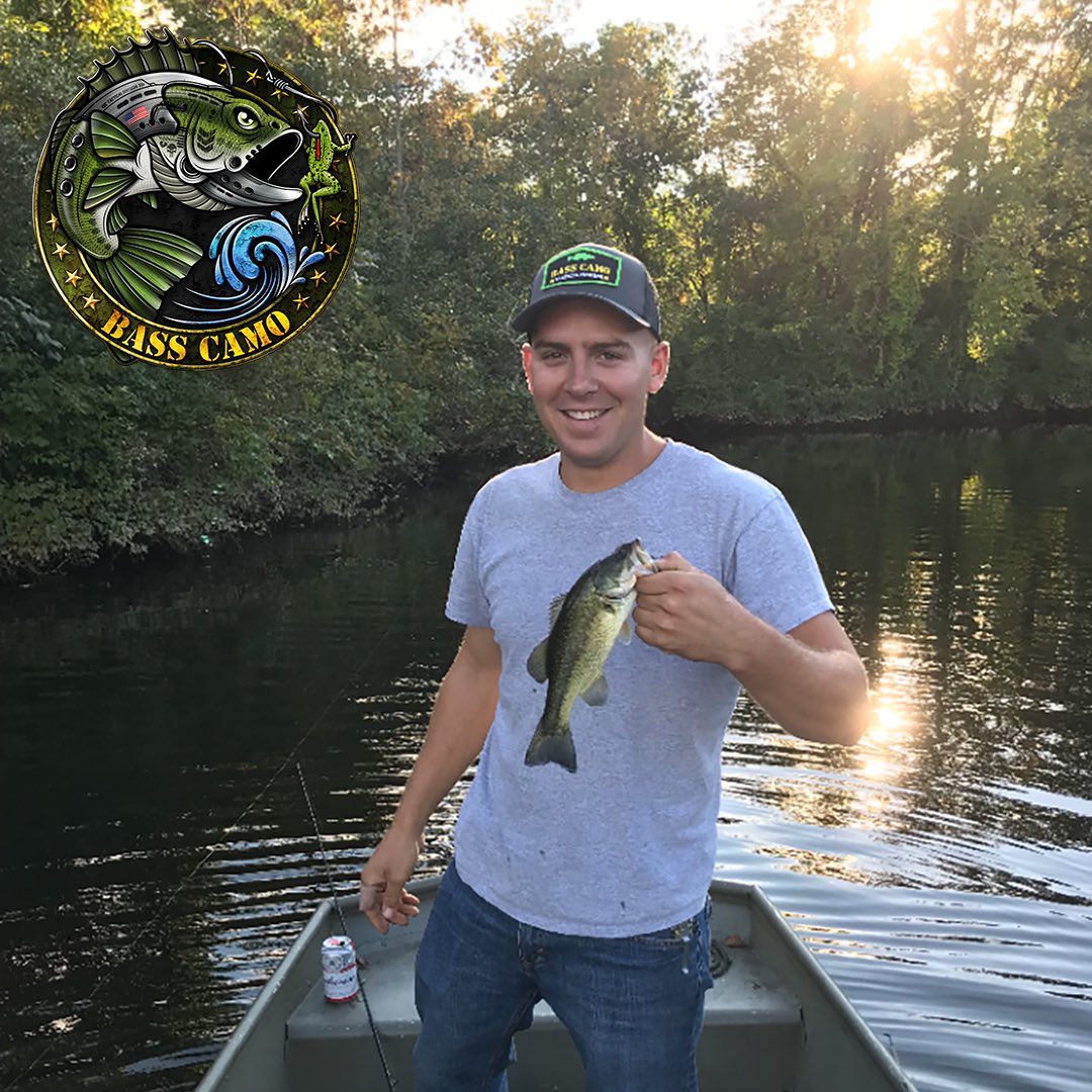 BassCamo's tweet image. Happy to see some new members of #BASSCAMOnation sporting their new #BASSCAMO #patchHAT BIG small we share em all #thankyou 👊🎣
