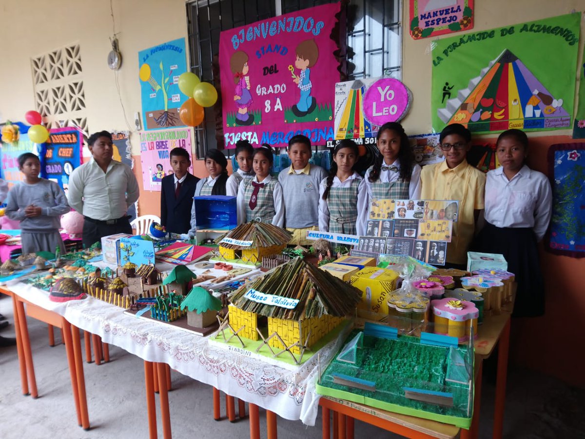 MercedesG1210's tweet photo. Este viernes 5 de Octubre se realizo en la Comuna Manantial de Chanduy , de la Parroquia Chanduy la casa abierta de trabajos manuales y platos tipicos por celebrarse 67 años de vida institucional. https://t.co/tfTAcKUXwF
