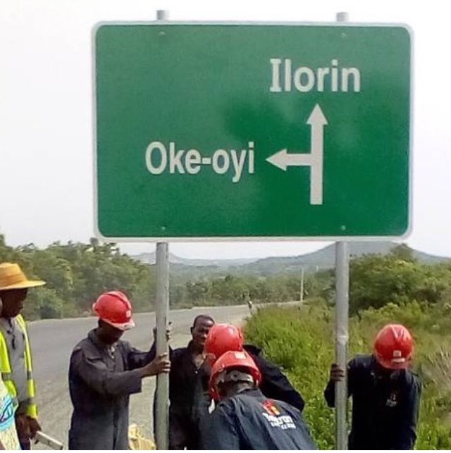 TektronEng's tweet photo. #tektronengineering #roadworks #highwaysigns https://t.co/ata3R4tVWS