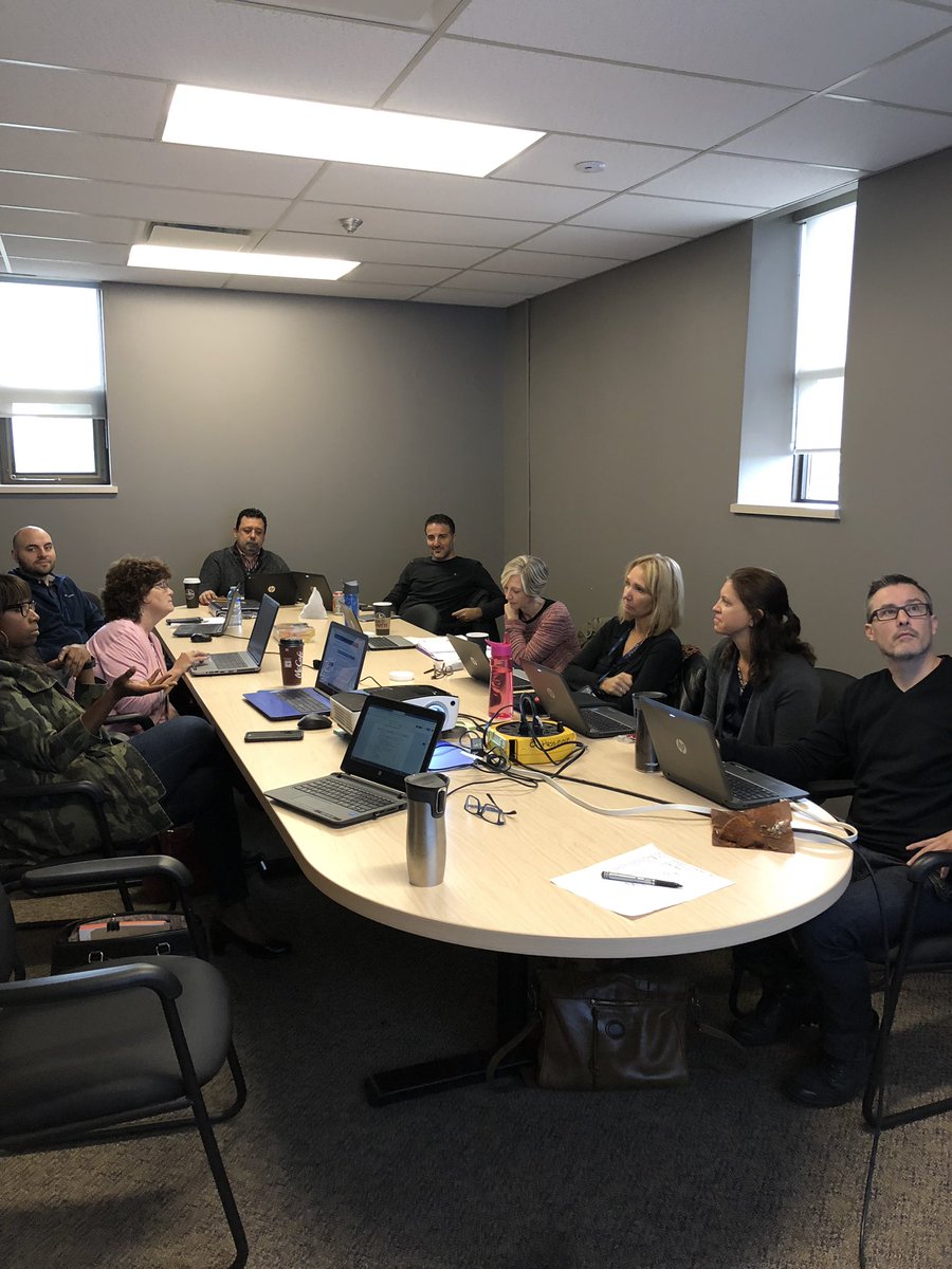 ELLtvdsb's tweet image. #ELLtvdsb @TVDSB New Elementary ESL leads team strategically planning support for ELLs and their teachers. Thank you to senior admin for this commitment to #ELLachievement #HighExpectations #InclusiveDesign #AllAreWelcome