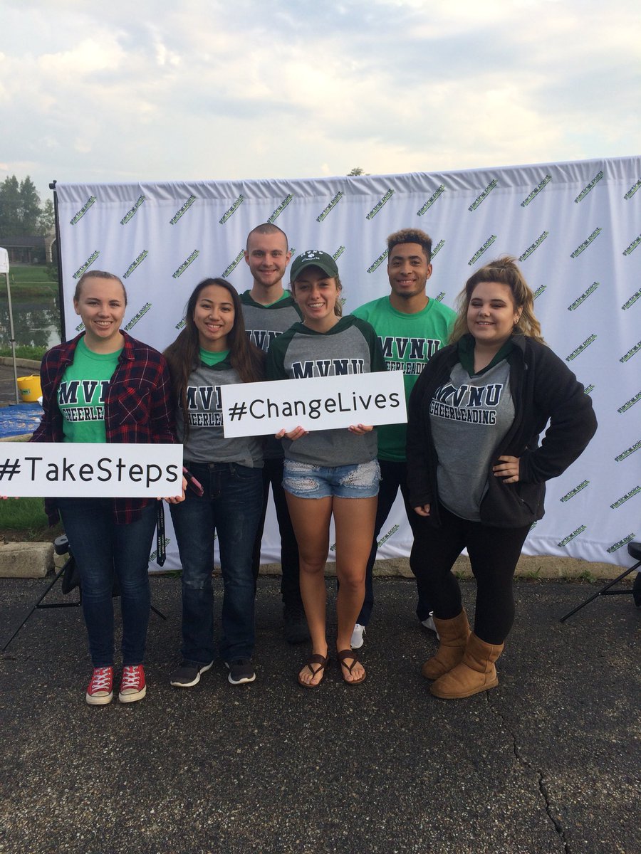 MVNUCheerTeam's tweet photo. Volunteering this morning at the #StartingPointWALK #takesteps #changelives https://t.co/7M85UZ0eUT
