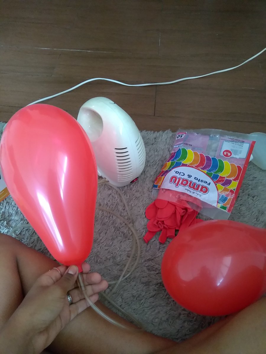 lahagomez's tweet photo. "Qual seu nível de preguiça?"

Encher balão com nebulizador que é pra não precisar soprar https://t.co/lqQLQoSdXk