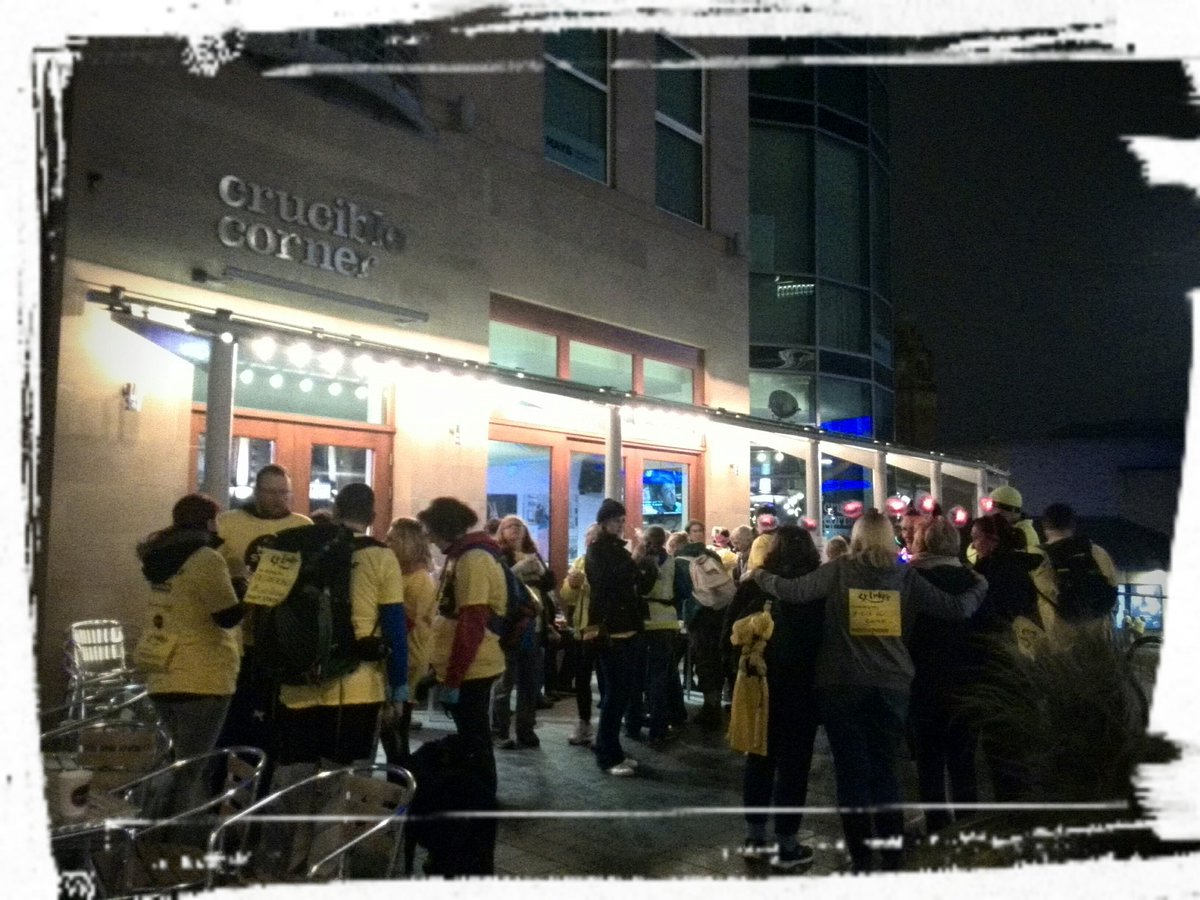 Cru_corner's tweet image. Tonight we will be supporting St Luke’s Hospice (Registered charity no. 254402) by donating £1 from each of our takeaway burger sales to Night Strider participants. Come see us in Tudor Square, and good luck Striders! #NightStrider @StLukes_Sheff