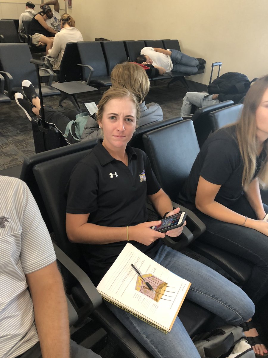 MontevalloGolf's tweet image. Flight day. Men and women are both head to Nova. Tournament starts Monday. #prayformorgan