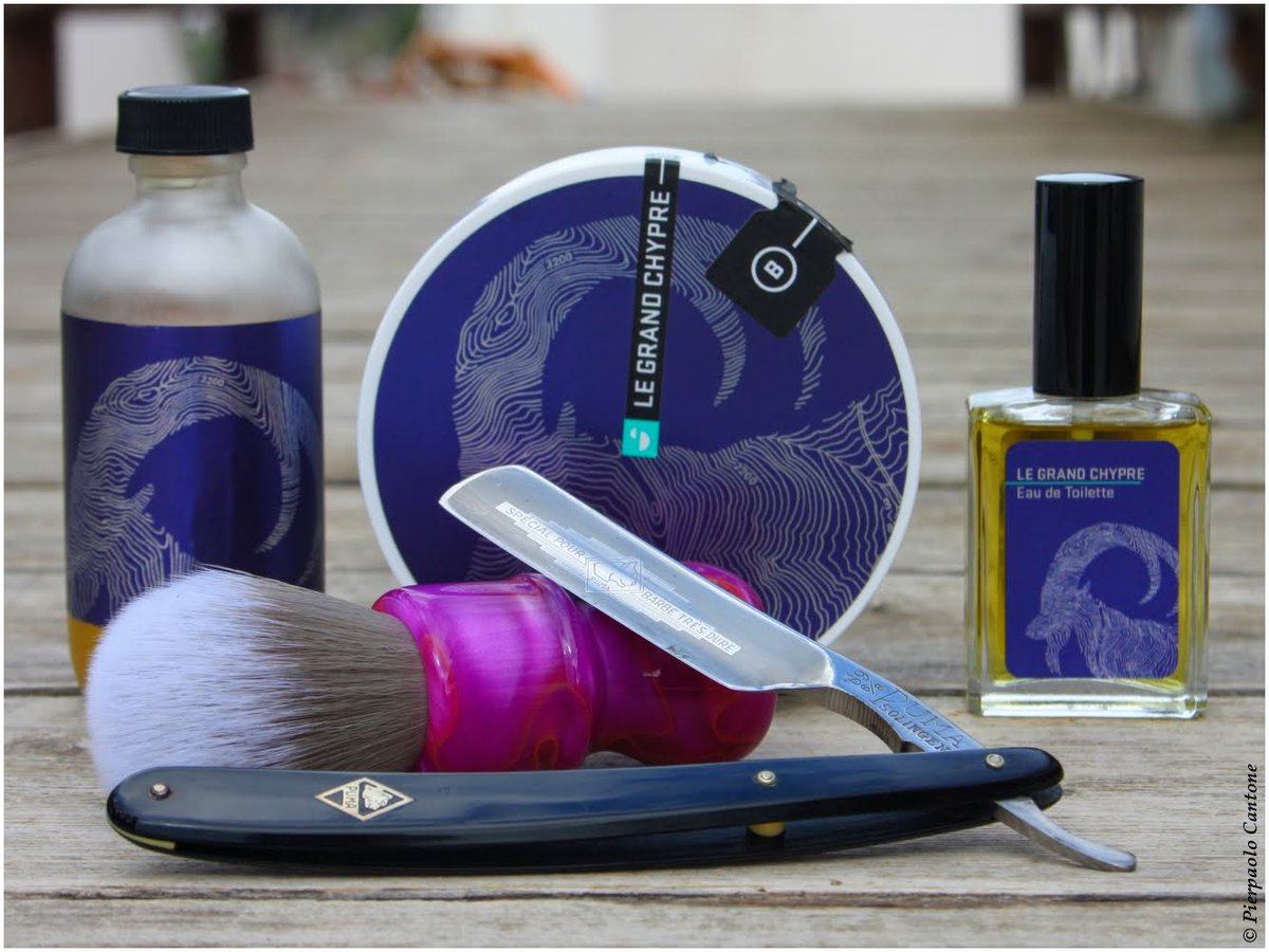 CantoneP's tweet photo. #SOTD 20181006 "Cifrato"
by #IschiaPP @ #ilRasoio
#ShavingBrush #ShavingSoap #Storp #Vintage #SpecialEdition #StraightRazor #AfterShave #Perfume
#ShaveOfTheDay #WetShaving #ItalianWetShavers #ShaveLikeaMan
#PhotoOfTheDay #Colroful #StillLifePhotography https://t.co/5CMTeP4MPQ