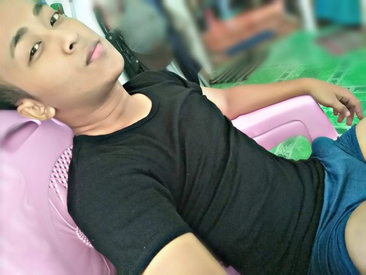 sett_phyo's tweet photo. Hi hi https://t.co/gAHvWwvJGd