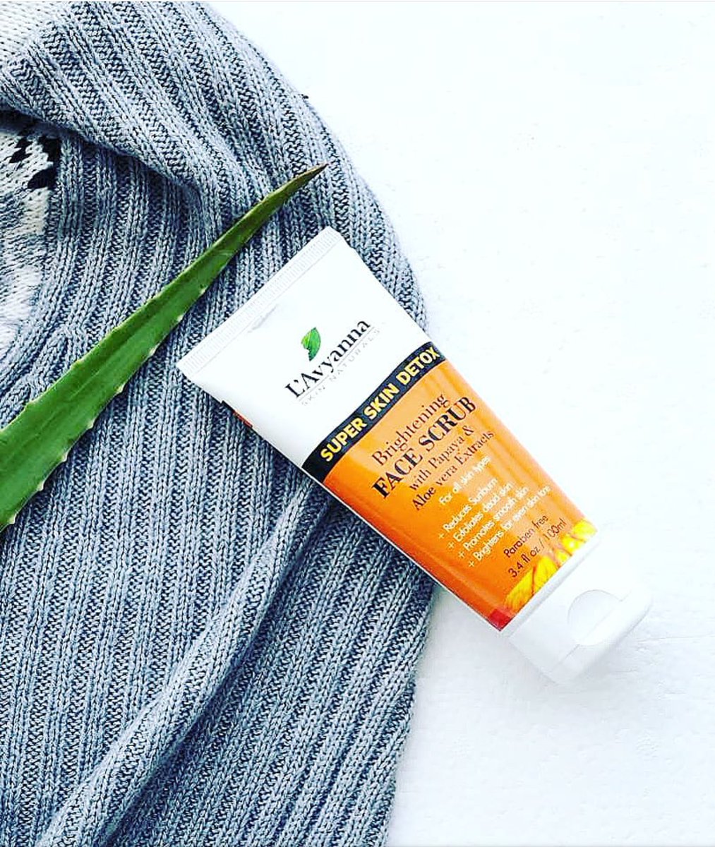 AvyannaL's tweet photo. Enriched with the best ingredients, specially formulated to leave your face clear and smooth for a brighter, beautiful look.
.
.
#lavyannaskincare #naturalproducts #healthy #naturalskincare #facialgoals #facial #skingoals #goals #organicskincare #organicbeauty #melaninpoppin https://t.co/emSLYRdi7G