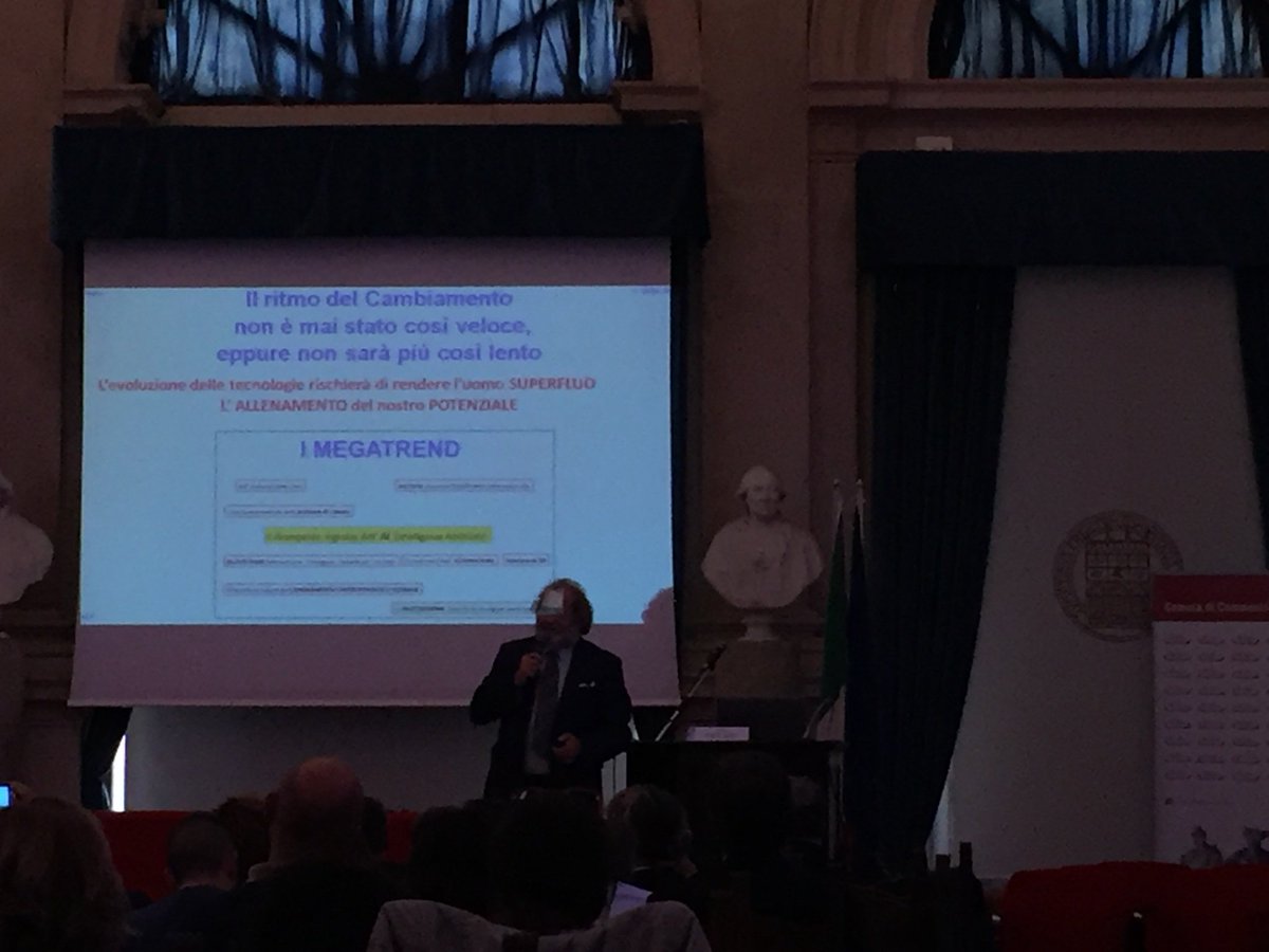 Inizio di pomeriggio stimolante e divertente con il comico Piero Macchini e a seguire un occhio sui trend futuri e le potenzialità da allenare con l’imprenditore Mario Picchio. #forumaicp2018