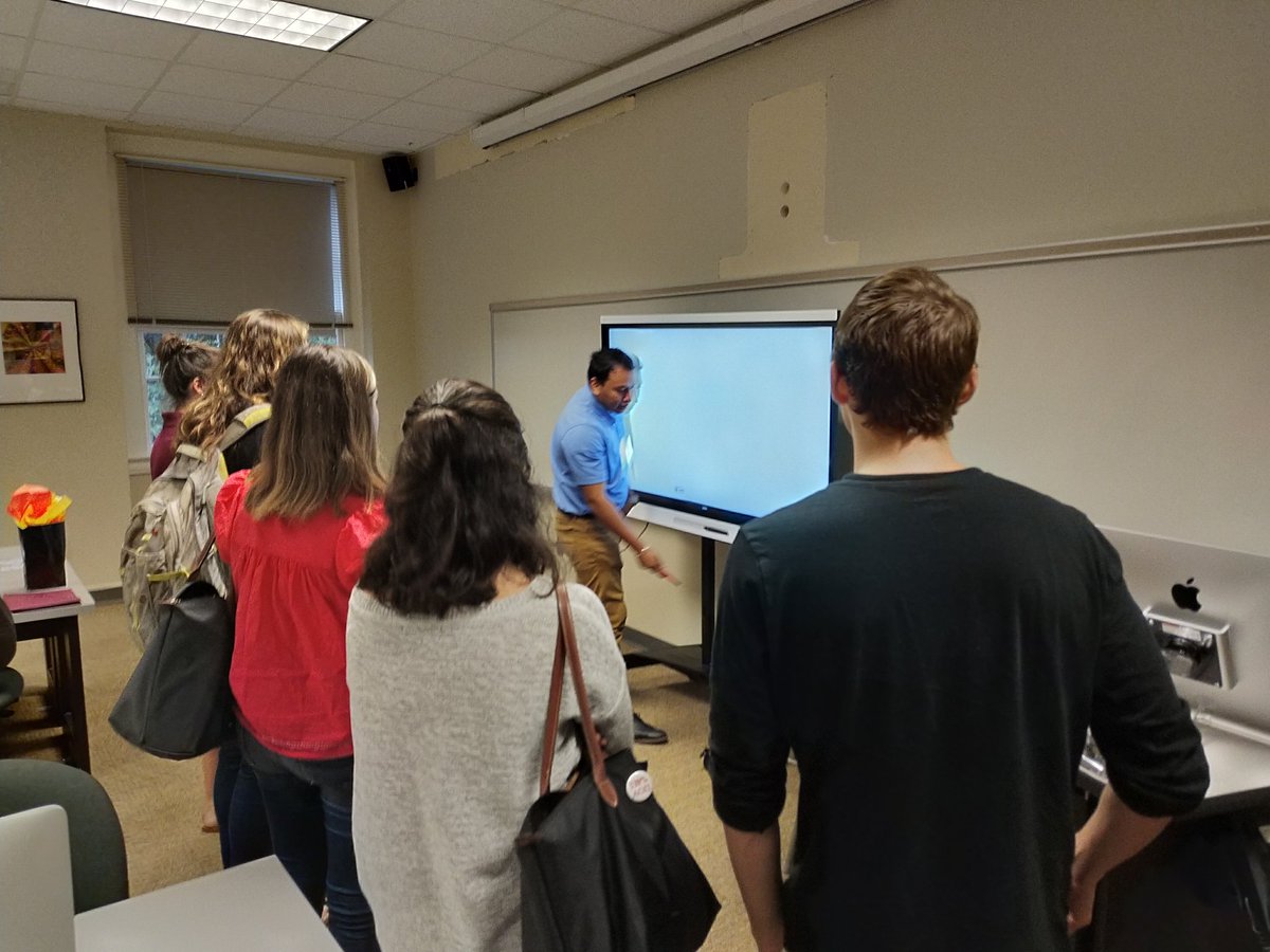AllisonBryan225's tweet image. Our #ElonEd students are fascinated by the SMART board! They went straight from the SMART board session to the playground. Thank you, Chris from @camcorinc! #ElonEdTech