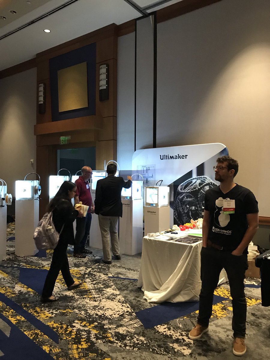 vishalsachdev's tweet image. Preparing for a #3dprinted future @UIMakerLab #construct3d