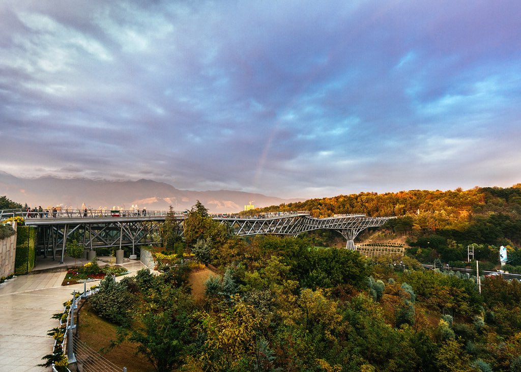 TurquoiseDomes's tweet photo. Tabiat Bridge, Tehran in a rainy day of Fall season!
Happy Tehran’s day!
.
#Tourism #Trip #Travel #Traveling #InstaTravel #Adventure #Explore #Hiking #Nature #Iran #ITBberlin #Иран #туризм #midern #moderniran #moderncity #moderntehran #tehran #tehrancity #tehranphoto #tehranpic https://t.co/sYfOyg7QrF