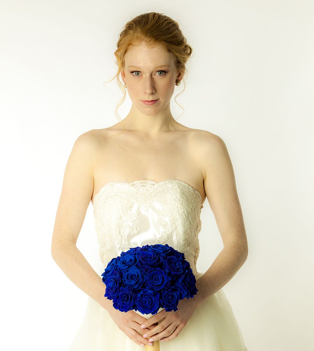 roseverlasting's tweet photo. Rose Everlasting natural roses last for years! #weddingseason #roseverlasting #bostonbride #bostonbridesmaids #bostonentrepreneur #bostonflorist #bostonweddings #bostonweddingplanner #bridalbouquet #bouquet #weddingflowers #wedding #bridetobe #brides #gettingmarried #ido #engaged https://t.co/zmqDVZibu1