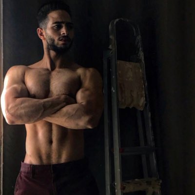 karimelabasy's tweet photo. #NewProfilePic https://t.co/W0D7p5DkGV