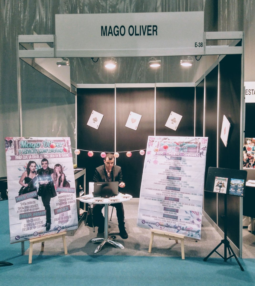 mago_oliver's tweet photo. Para que la gente se lo pase bien en tu evento! @Bec_Expobodas https://t.co/E0zo1pnQdA