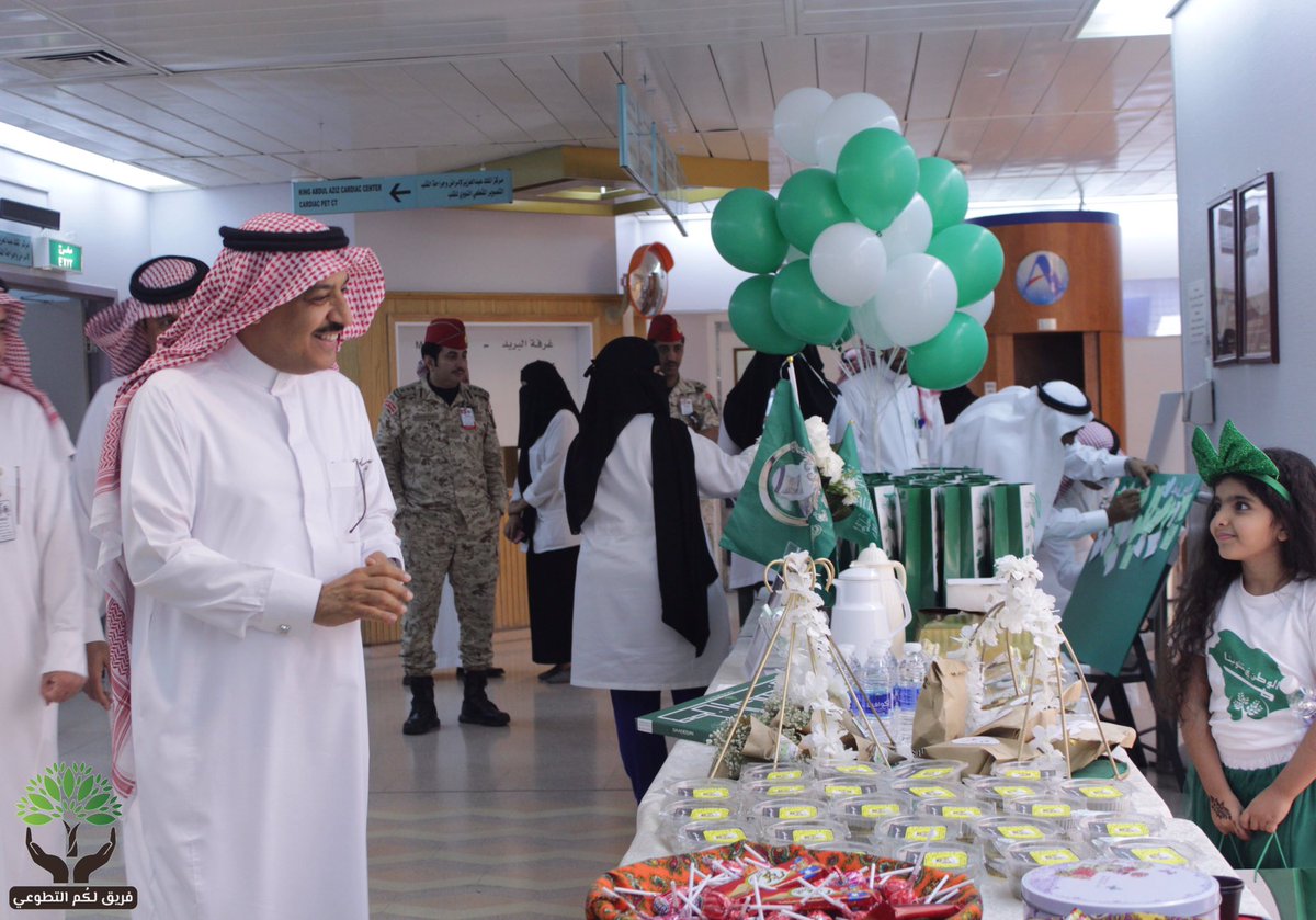4uVolunteer's tweet photo. يشرفنا حضور معالي الدكتور بندر القناوي مدير جامعة الملك سعود بن عبدالعزيز للعلوم الصحية ❤️ https://t.co/2WrVAidLem