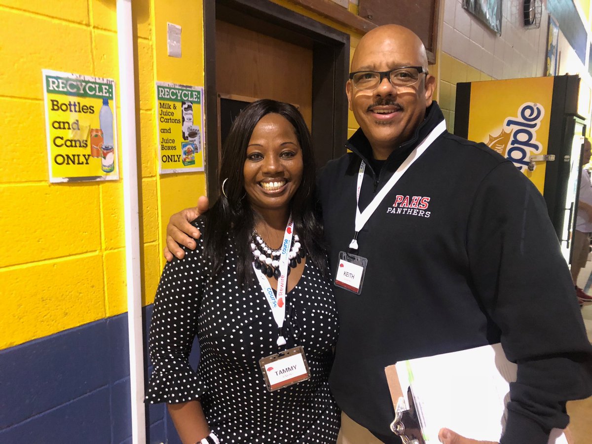PrincipalKG's tweet photo. Recharged after a Powerful conversation facilitated by new friend @Millerprin #rewire @PrincipalKafele @barrykid1 @Glennr1809 @david_aderhold @spaul6414 @rewireyou https://t.co/cGwPpXVQJw