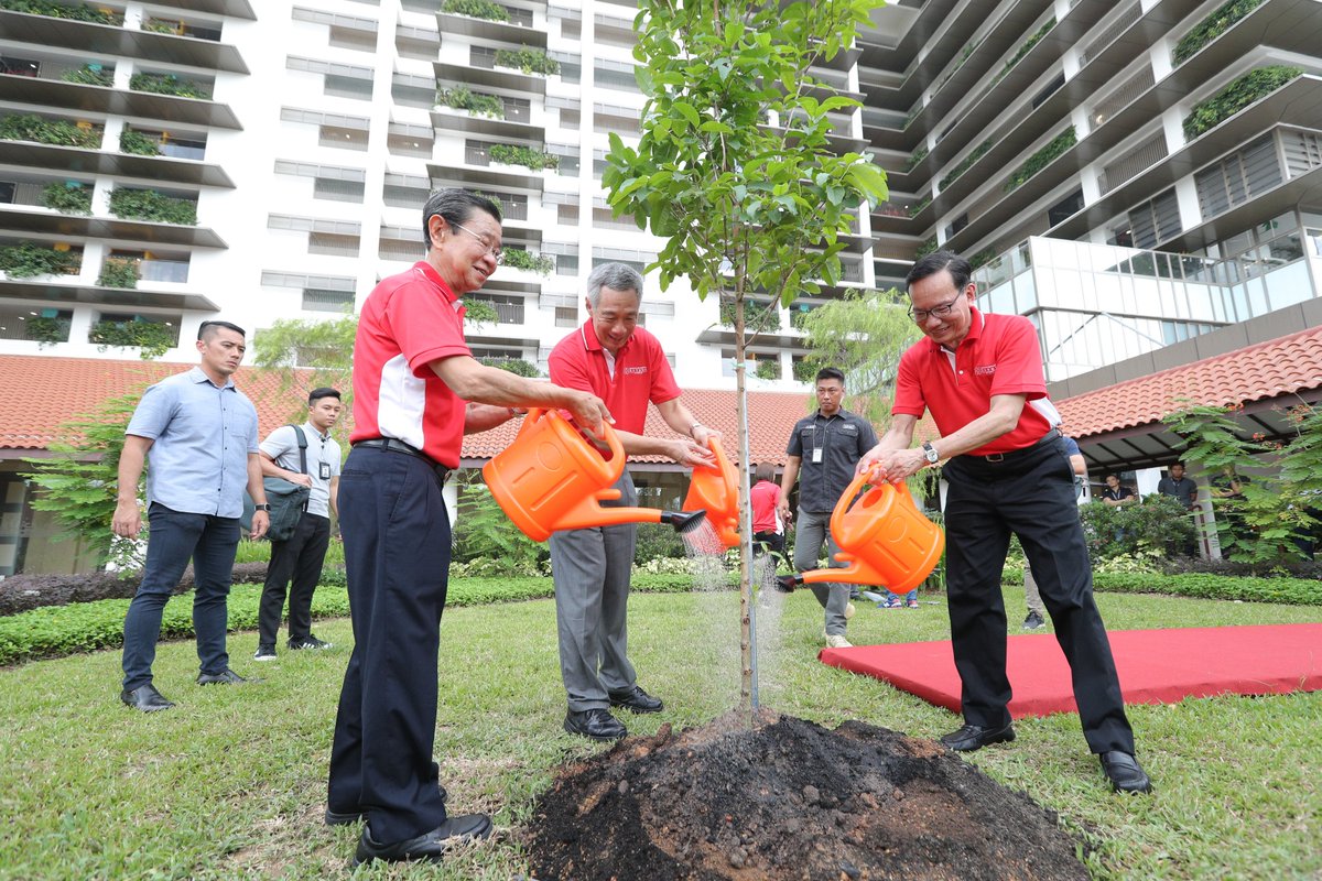 leehsienloong's tweet image. Congratulations to Kwong Wai Shiu Hospital on its 108th anniversary! May you continue to serve Singaporeans for many more generations to come. – LHL bit.ly/2NtGLf0