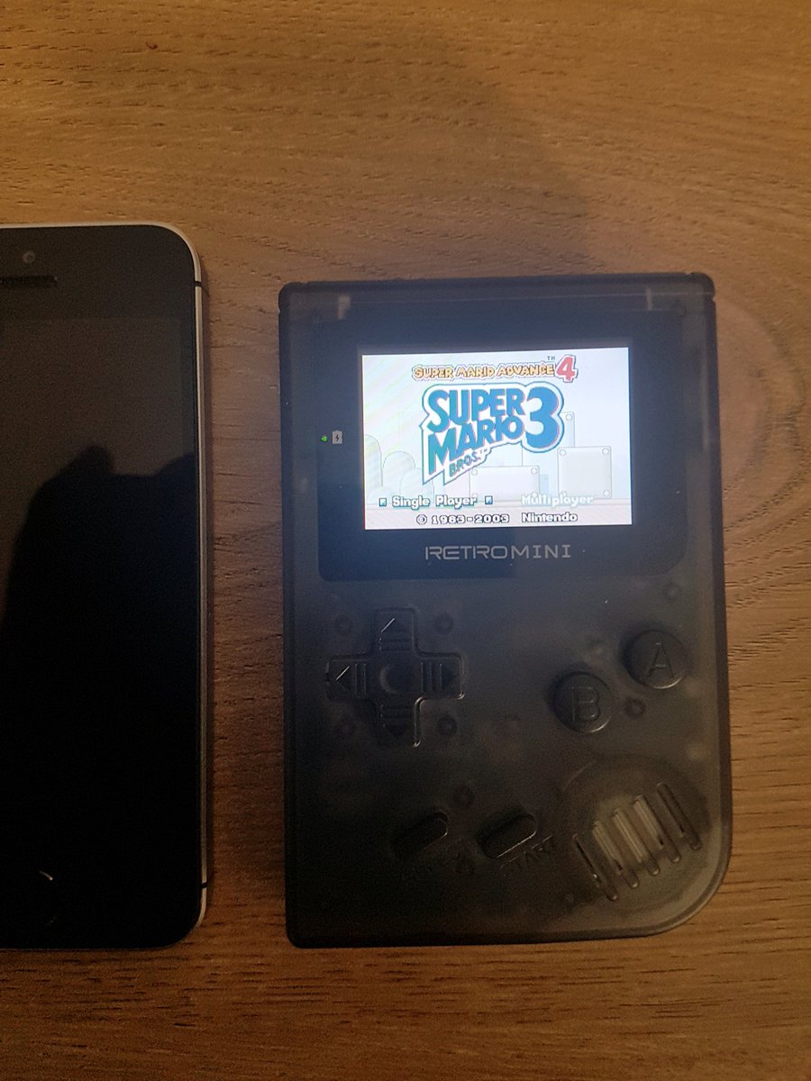 retrowebgame's tweet image. RT @D4rKD3ViL1: Salut les gens, je vous donne mon avis sur la console portable chinoise retromini en commentaire 👇 je ne  vais pas vous faire un roman lol juste l'essentiel #retrogamer #retrogaming #retromini #RetroGames